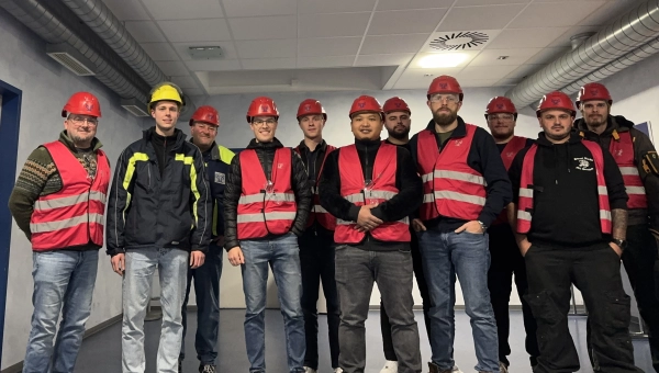 Besuch der "Technischen Betriebswirte" bei Otto Fuchs in Meinerzhagen